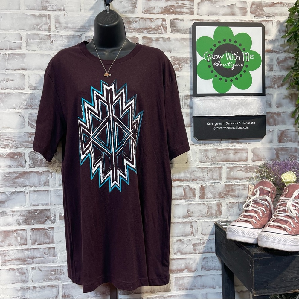 Texas true threads Trendy Black Geometric Tee adult XL